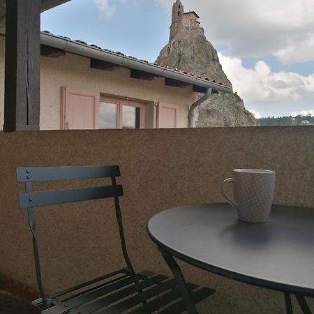 Studio Avec Balcon Au Pied Du Rocher D'Aiguilhe Apartamento Le Puy-en-Velay Exterior foto